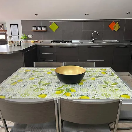 Apartment La Madama • *